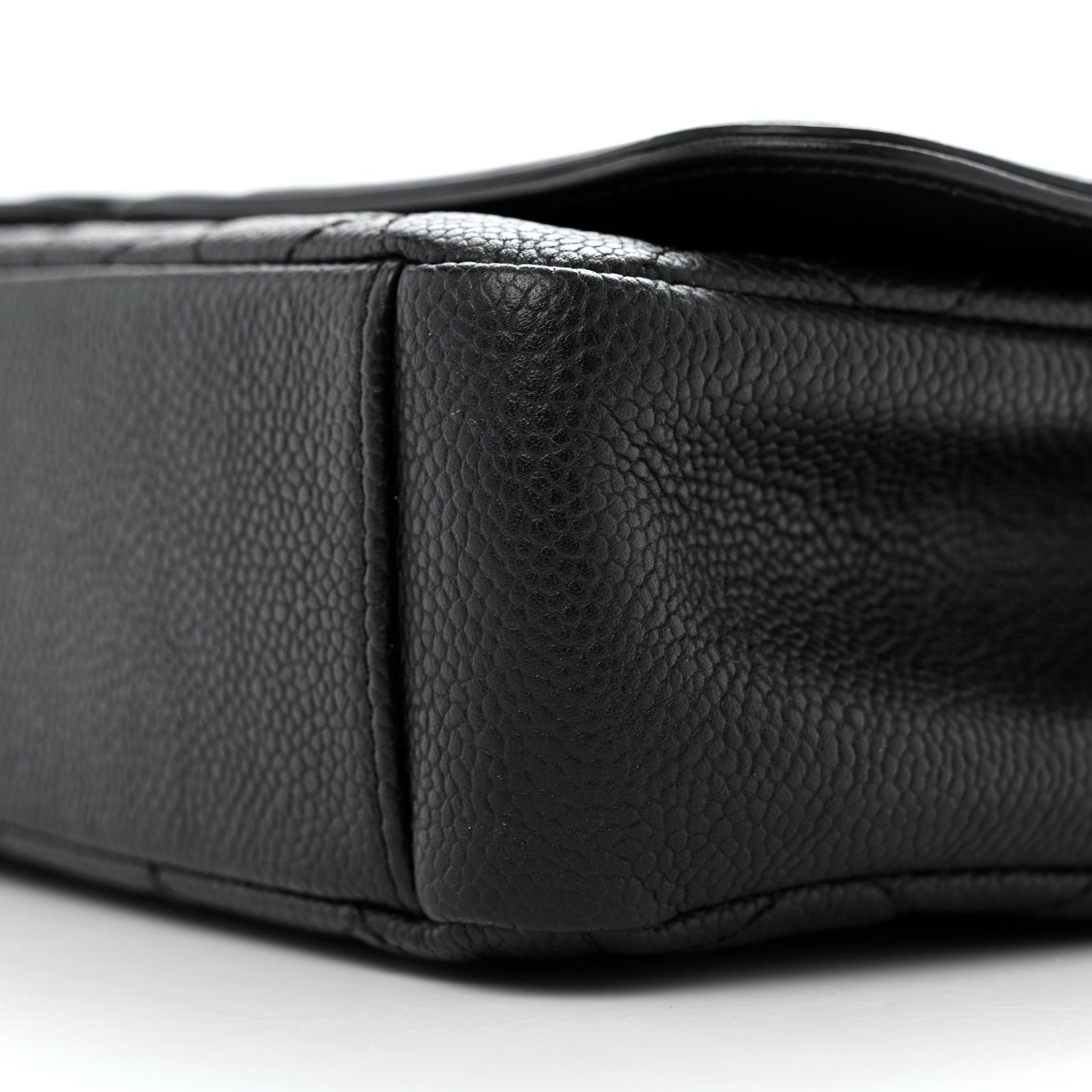 Caviar Quilted Medium CC Filigree Flap Black