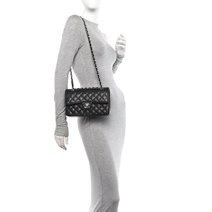 Chanel Caviar Quilted CC Box Flap Black 2 of 10