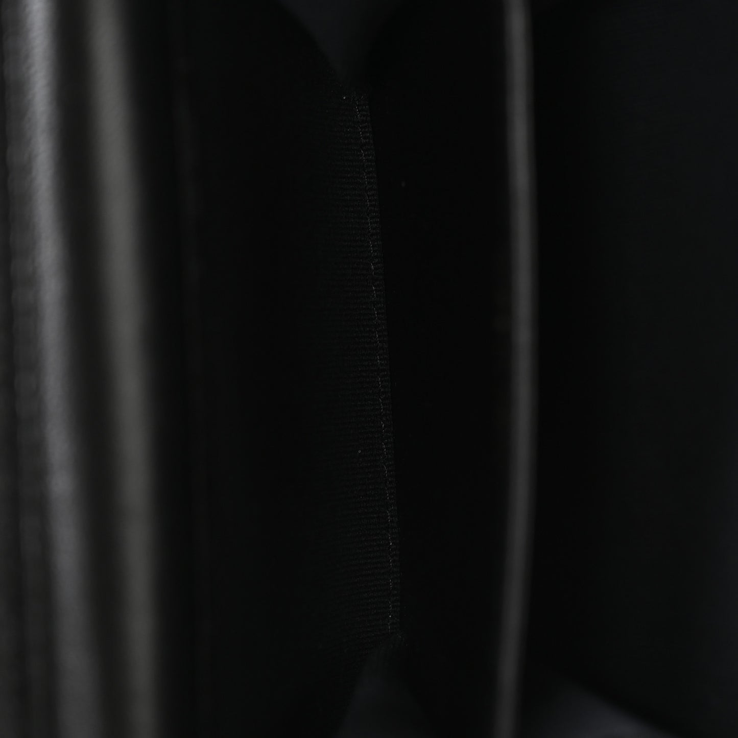 Lambskin Pearl Quilted CC Flap Card Holder With Chain  Black