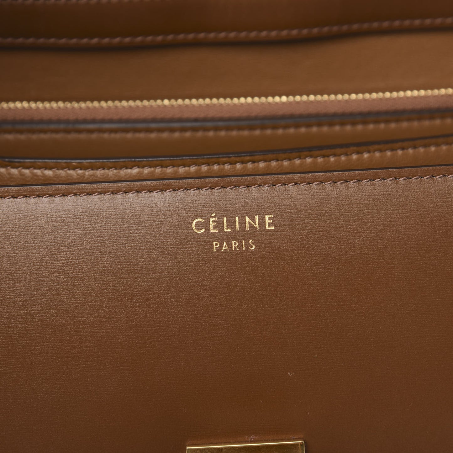 Box Calfskin Medium Classic Box Flap Bag Camel