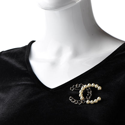 Chanel Lambskin Pearl CC Chain Brooch Black Gold 2 of 7