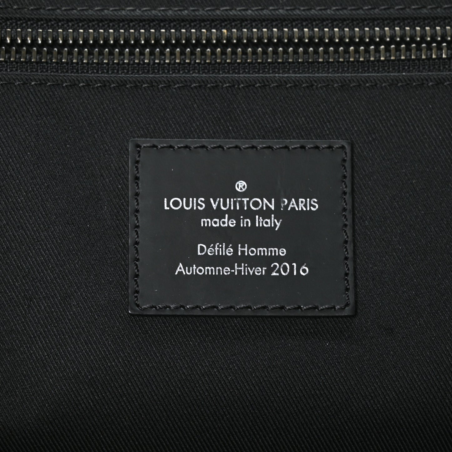 Monogram Eclipse Voyager Messenger MM