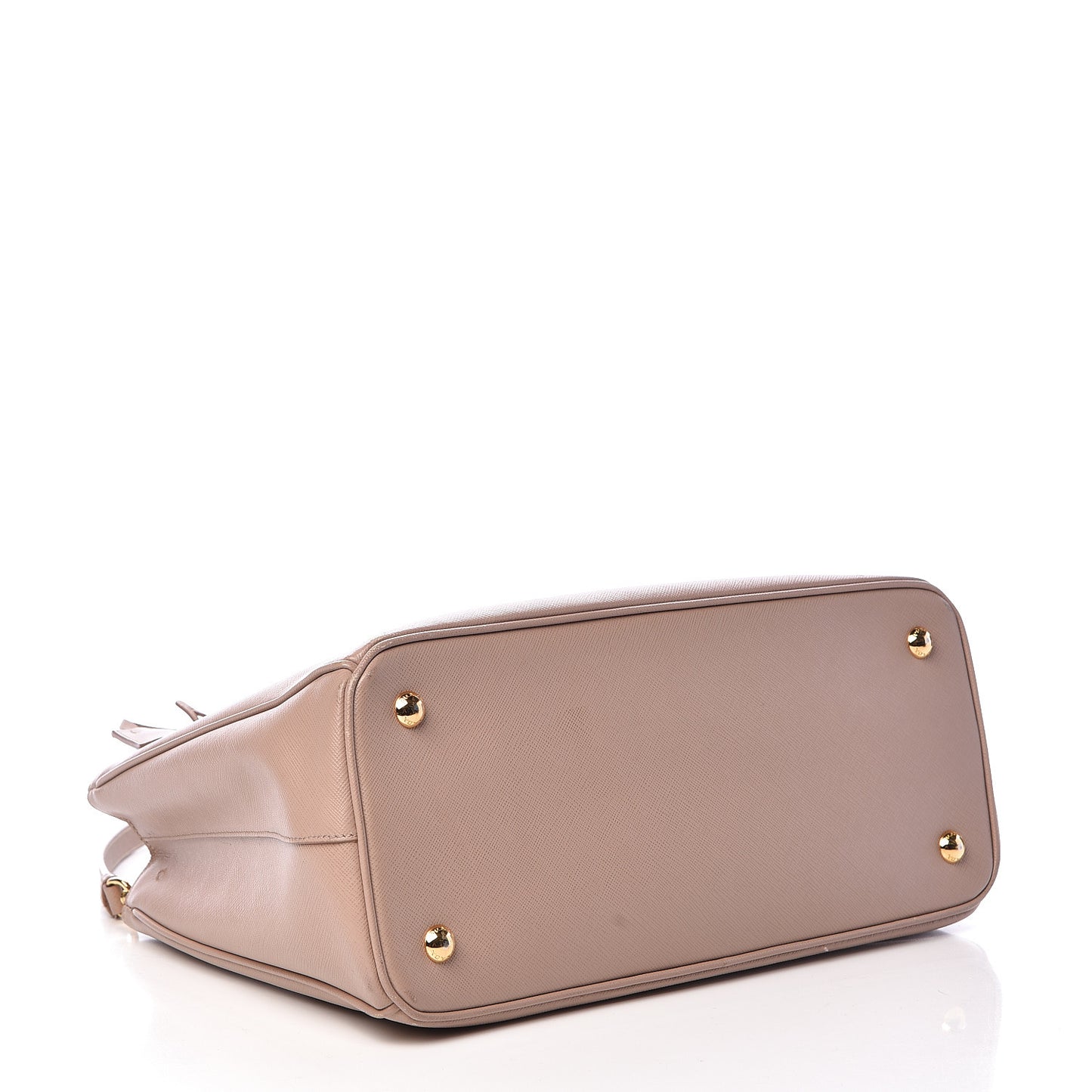 Saffiano Lux Medium Tote Cammeo