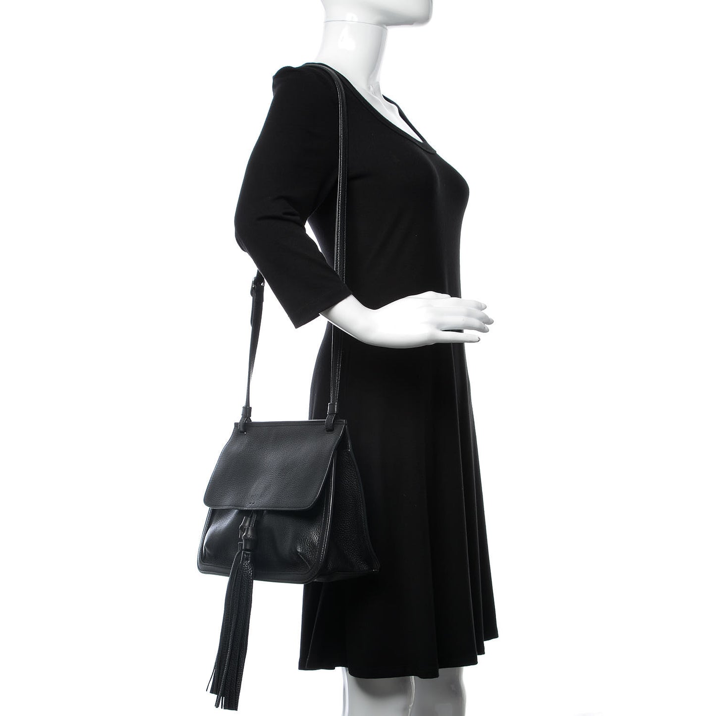 Pebbled Calfskin Medium Bamboo Daily Flap Shoulder Bag Black