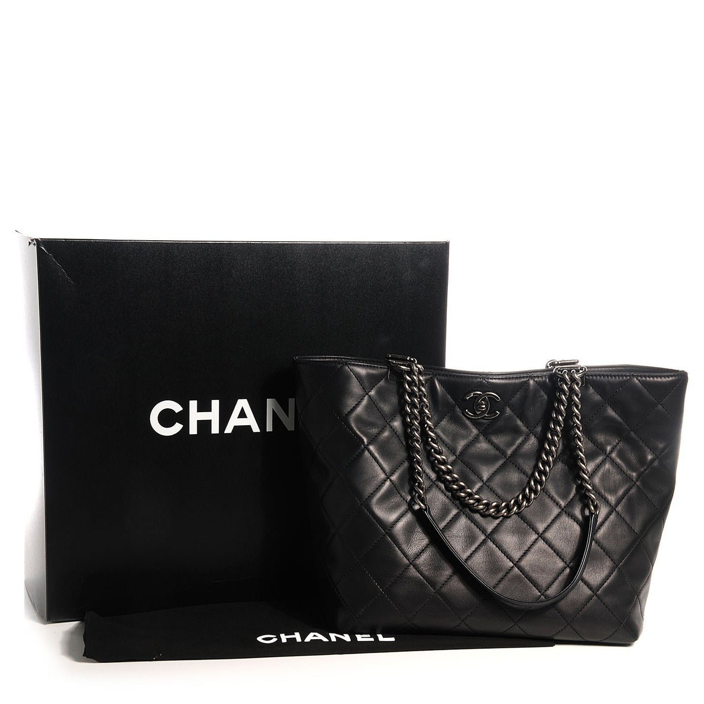 Calfskin Quilted Large Shopping In Chains Tote Black