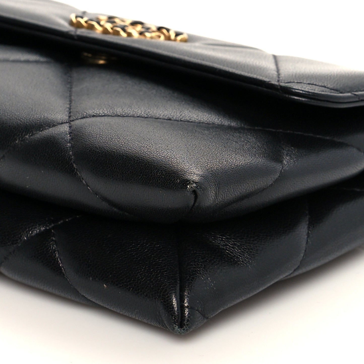 Lambskin Quilted Chanel 19 Flap Clutch Black
