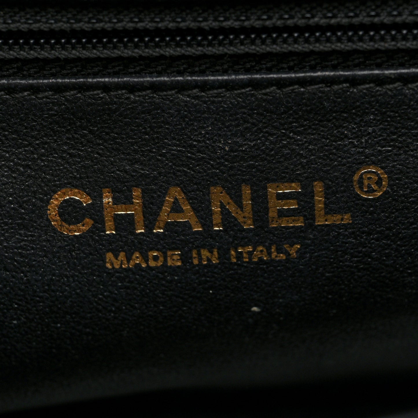 Caviar Quilted Medium Business Affinity Flap Black