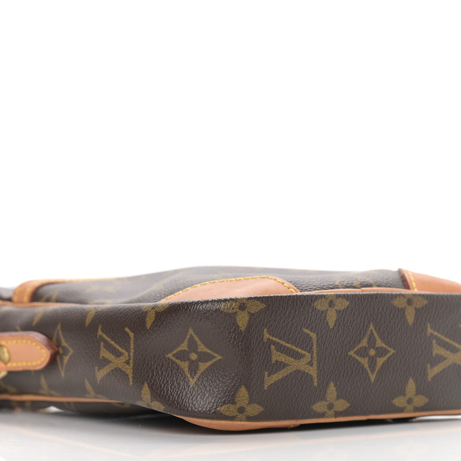 Louis Vuitton Monogram Danube 21 8 of 13