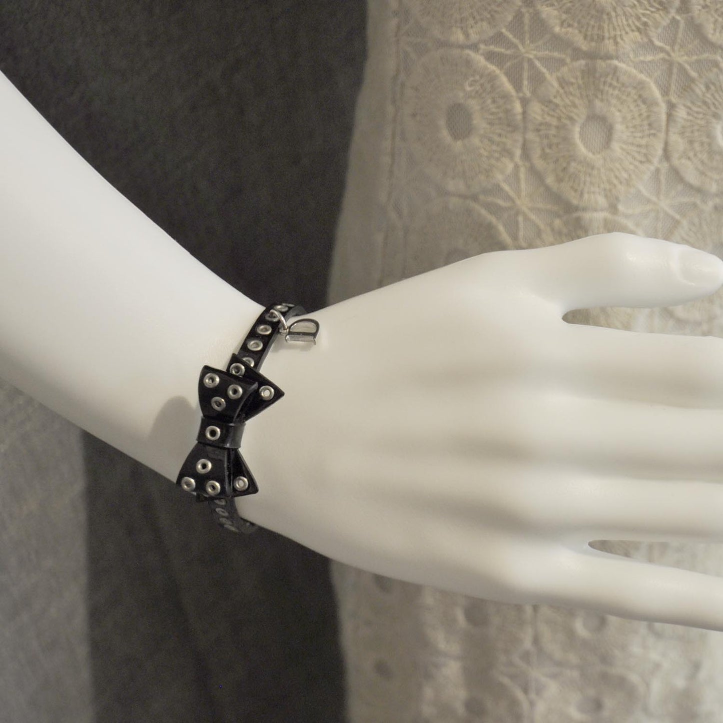 Patent Leather Grommet Bow Bracelet Black