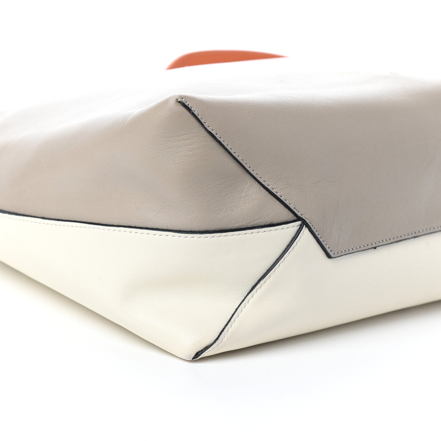 Shiny Smooth Calfskin Zipped Twisted Cabas Beige White
