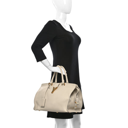 Saint Laurent Calfskin Medium Classic Y Cabas Beige 2 of 9