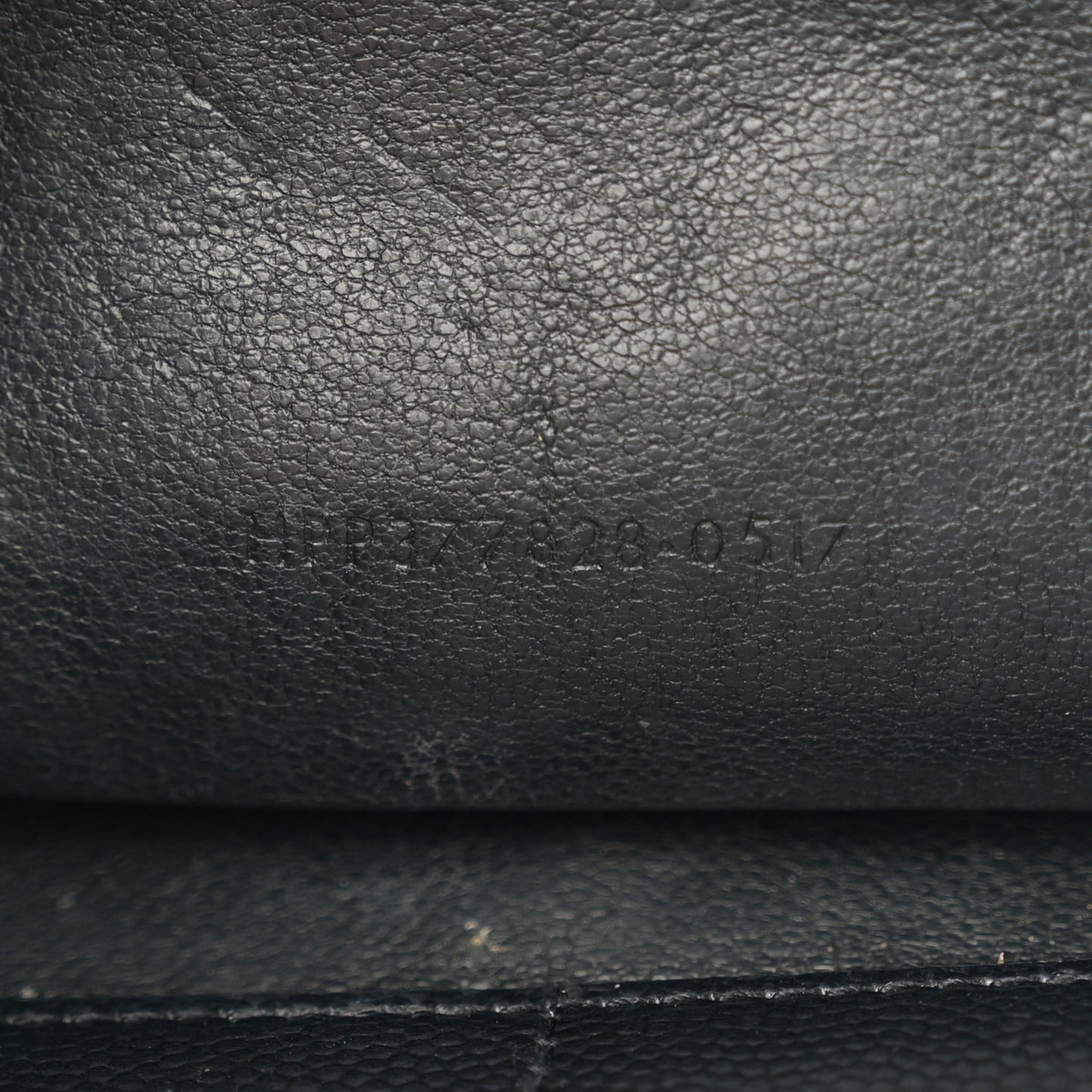 Grain De Poudre Matelasse Chevron Monogram Monochrome Chain Wallet Black