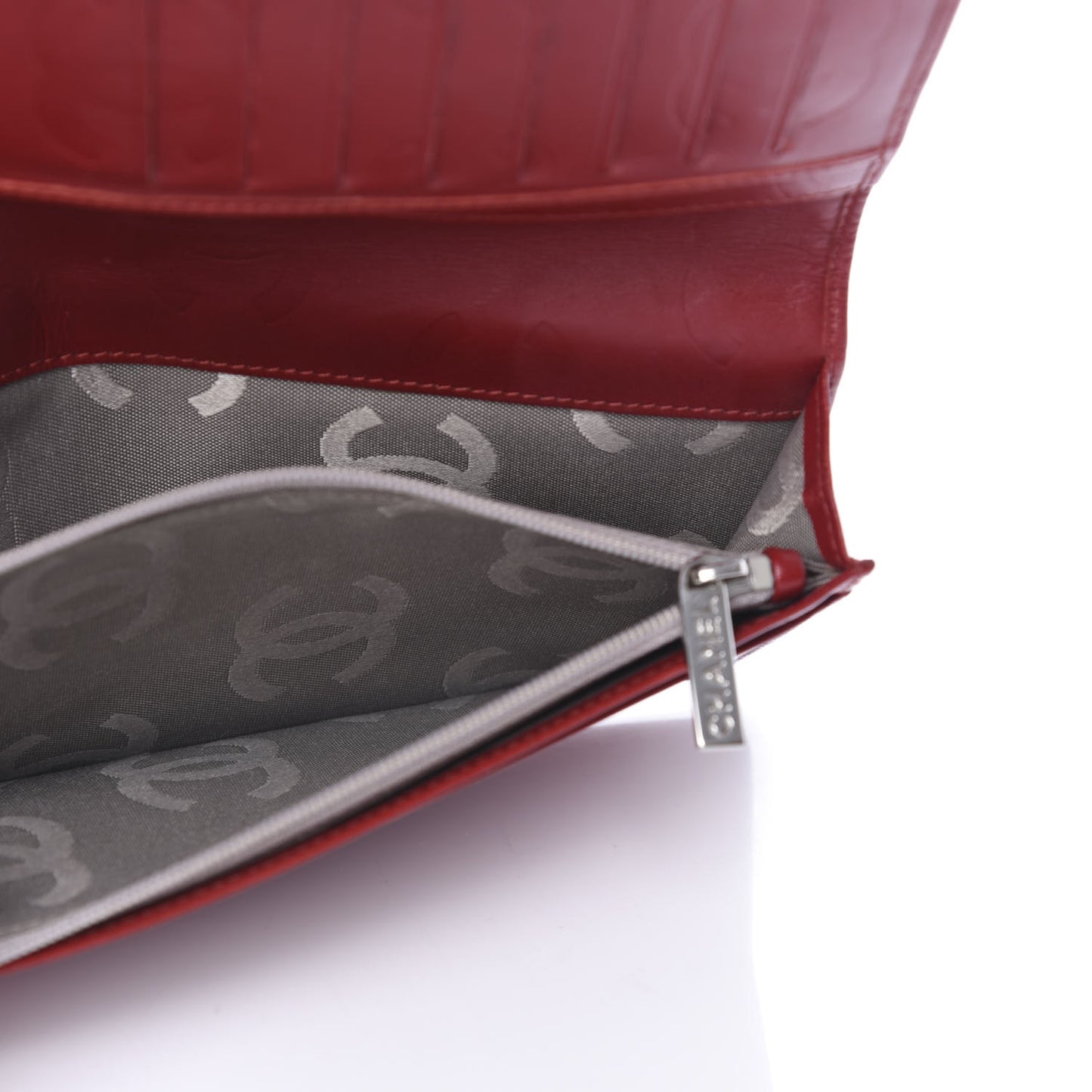 Calfskin Quilted Cambon Yen Wallet Red