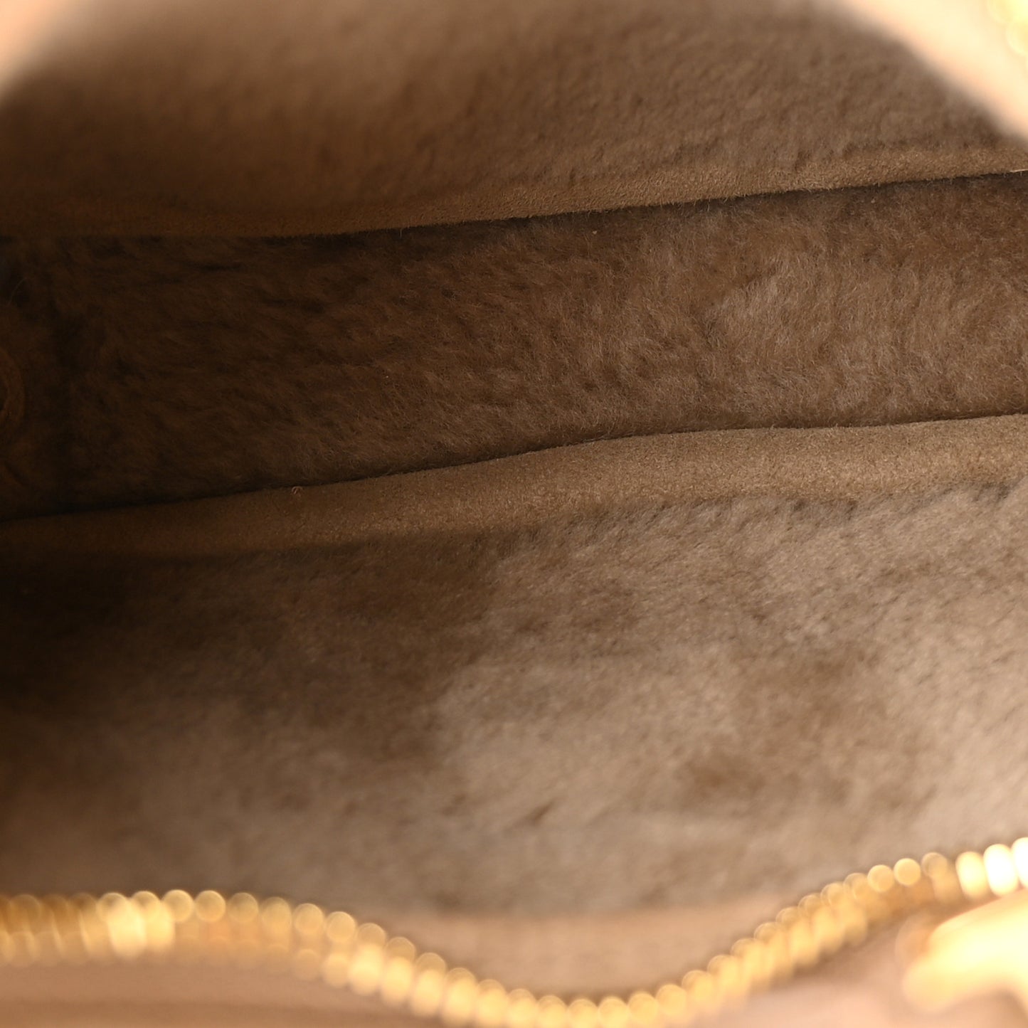 Suede Shearling Mini Wander Hobo Sabbia