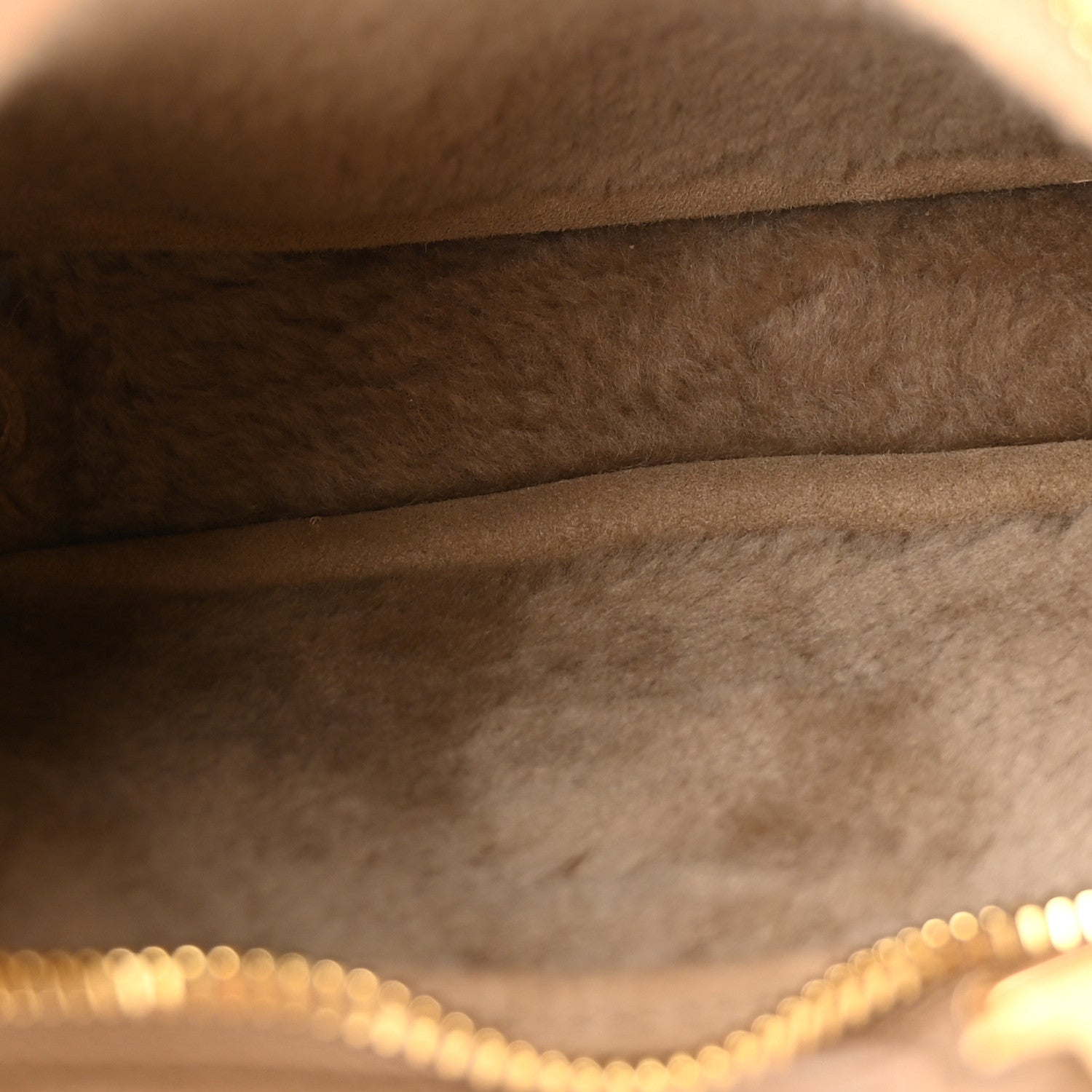 Miu Miu Suede Shearling Mini Wander Hobo Sabbia 5 of 9