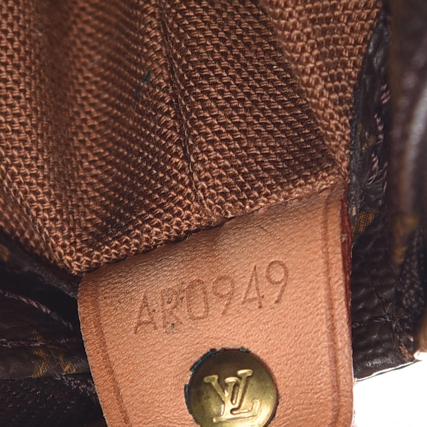 Monogram Cabas Mezzo