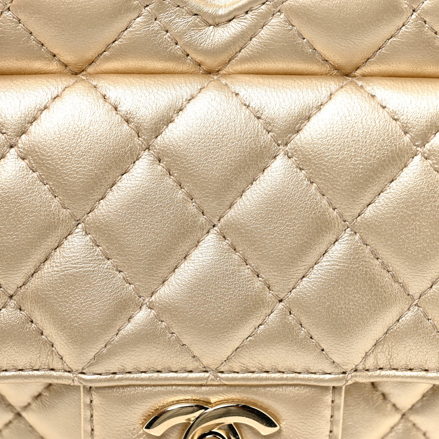 Chanel Metallic Lambskin Quilted CC In Love Heart Bag Gold 11 of 11
