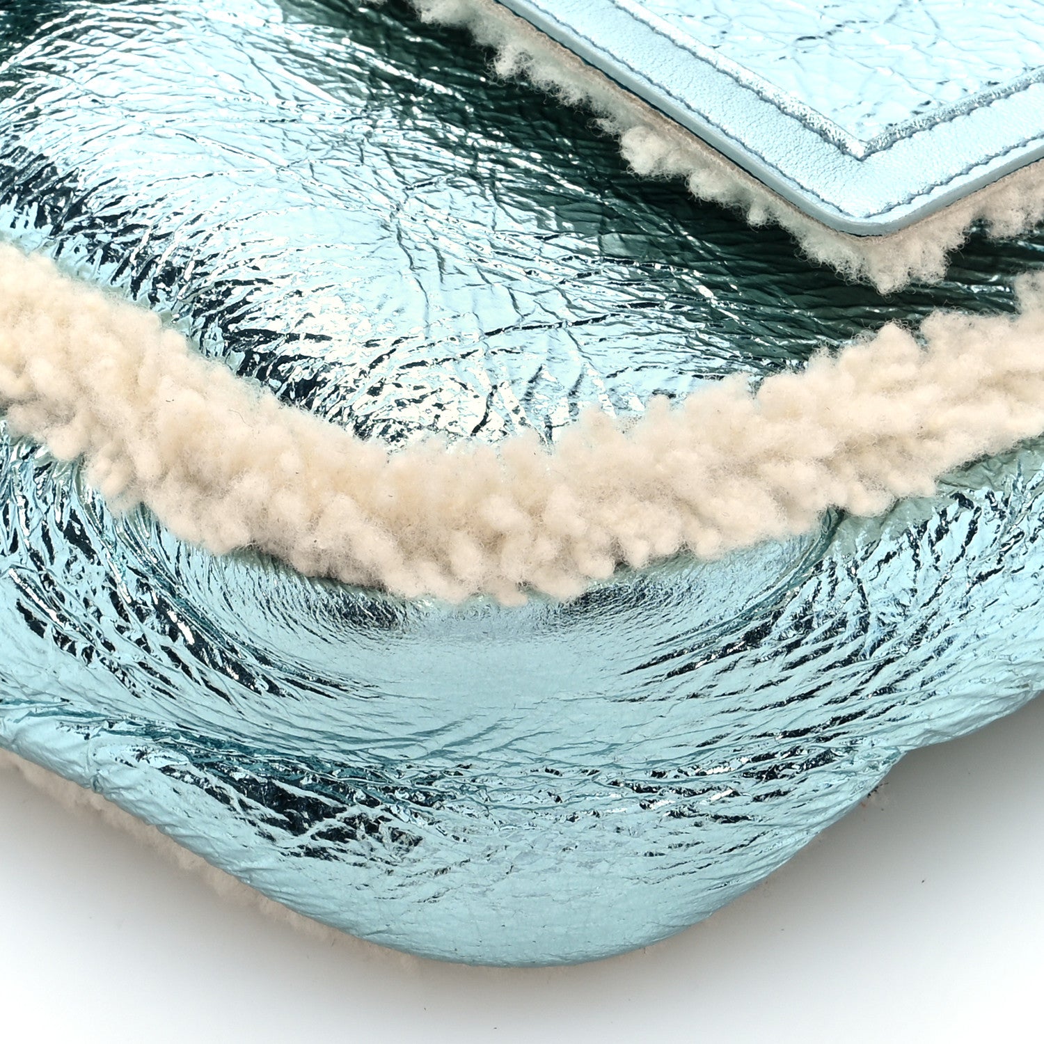 Fendi Metallic Lambskin Sheepskin Fur Re-Edition 2005-2006 Baguette Light Blue 10 of 10