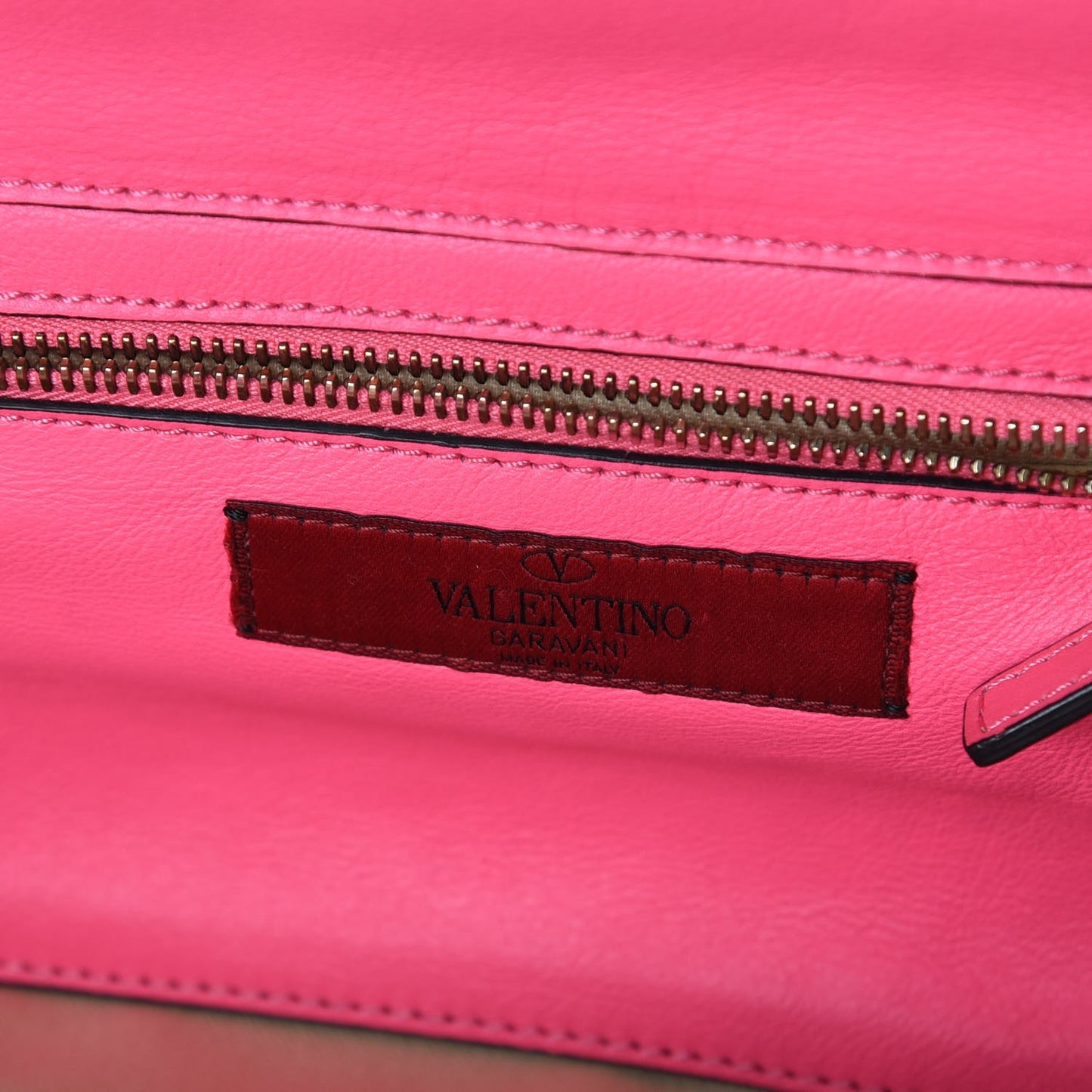 Vitello Small Rockstud Tote Fuxia Fluo