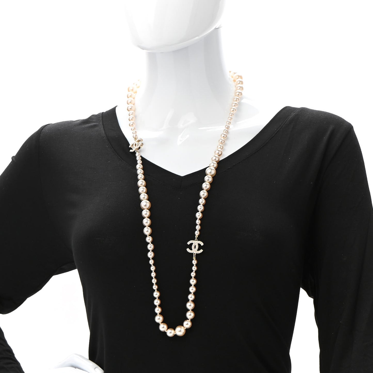 Graduated Pearl CC Long Necklace Gold