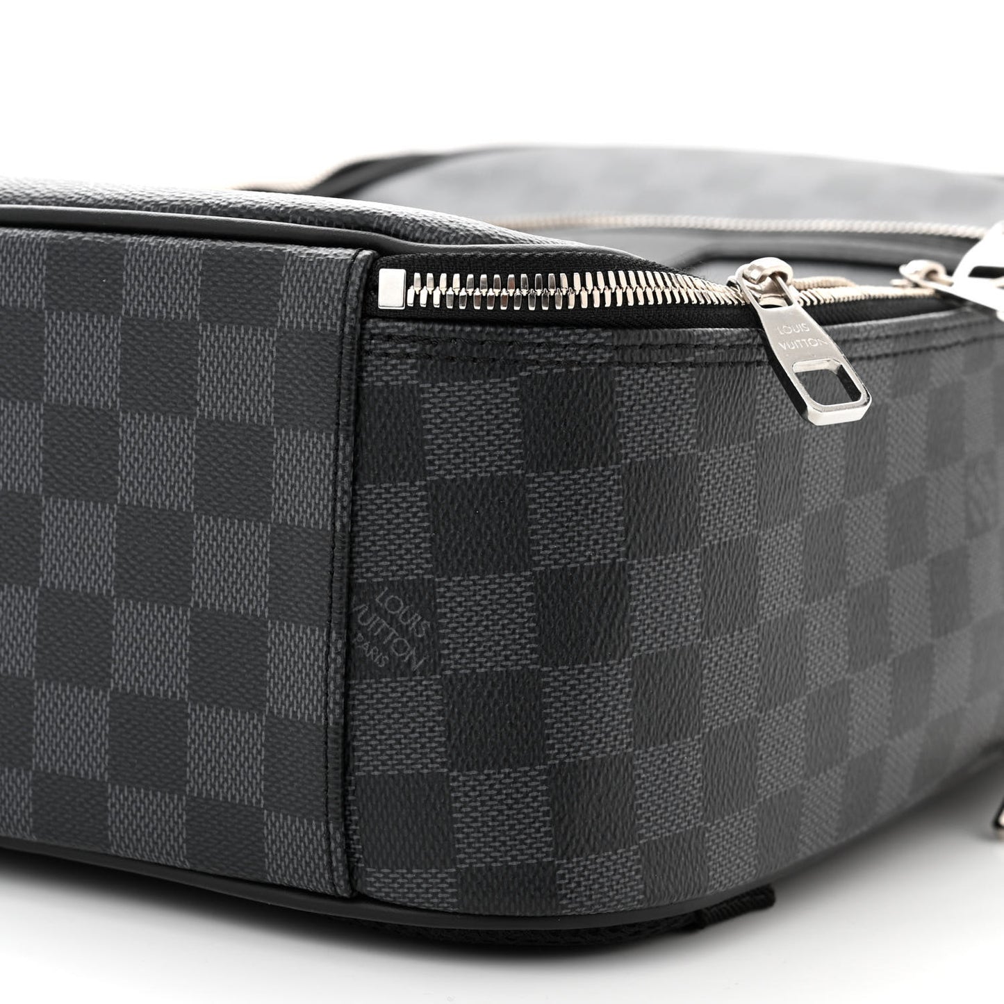 LOUIS VUITTON Damier Graphite Michael Backpack NV2