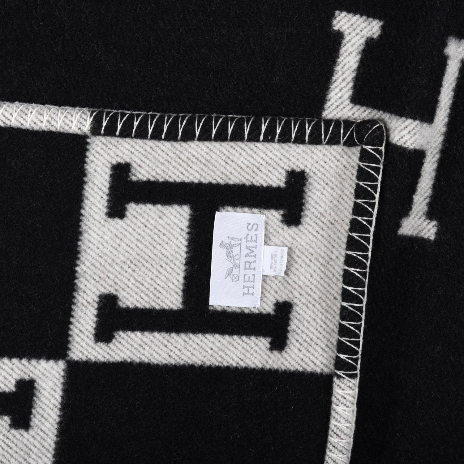 Hermes Wool Cashmere Avalon Blanket Ecru Gris Fonce 2 of 3