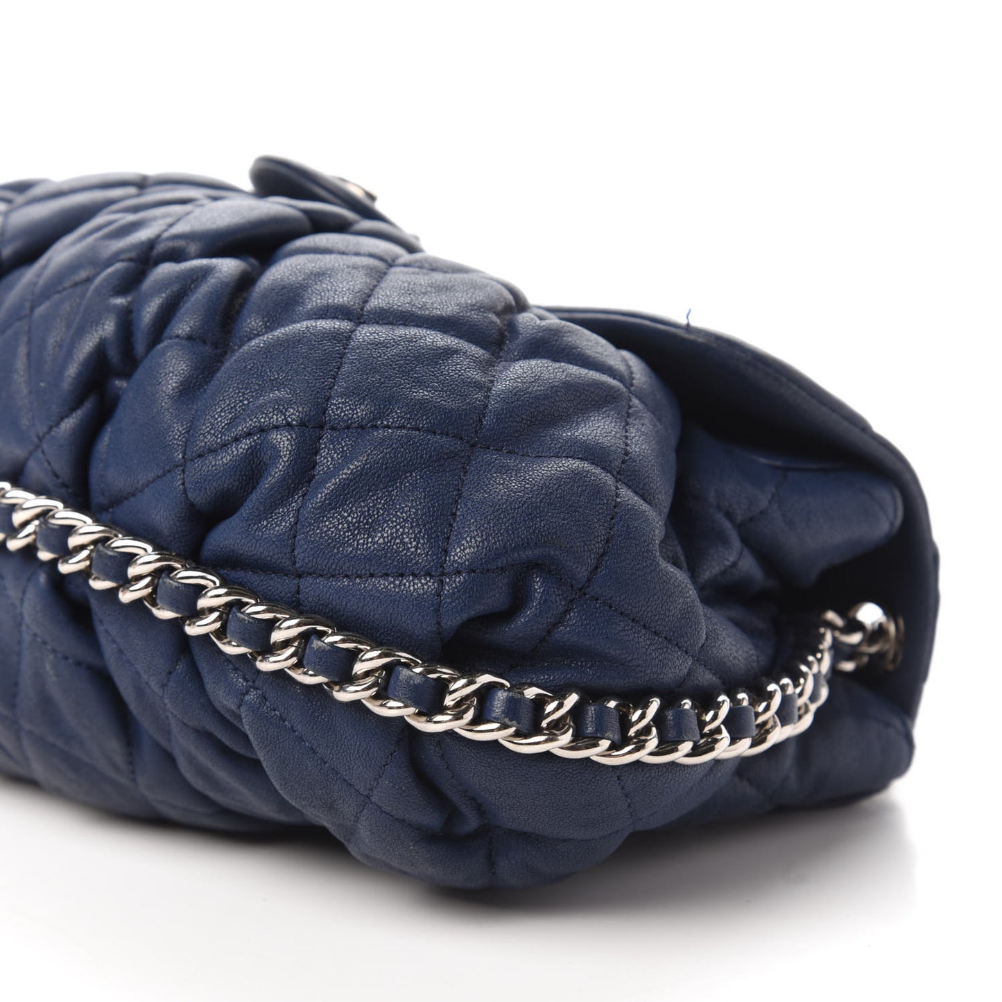 Washed Lambskin Quilted Medium Chain Around Messenger Blue