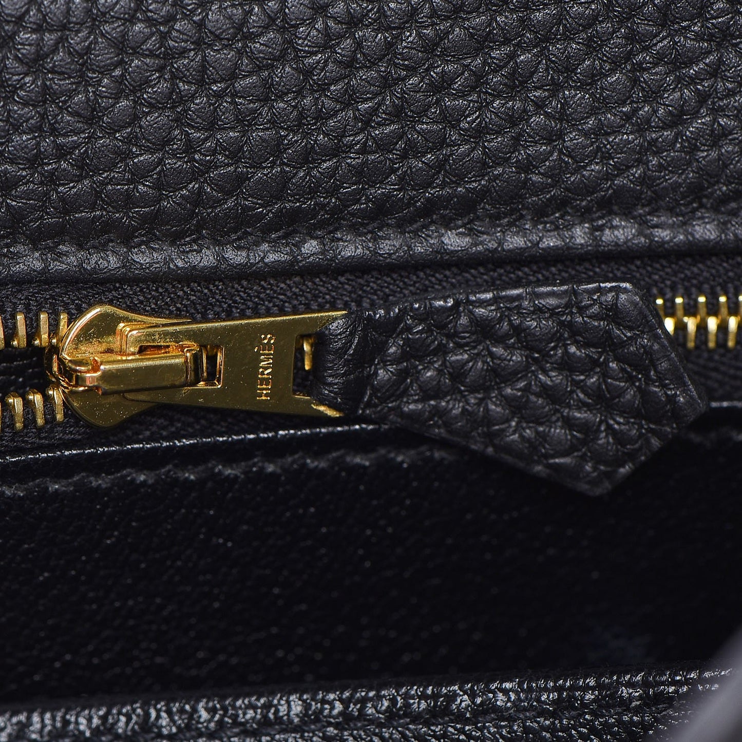 Togo Kelly Retourne 25 Black