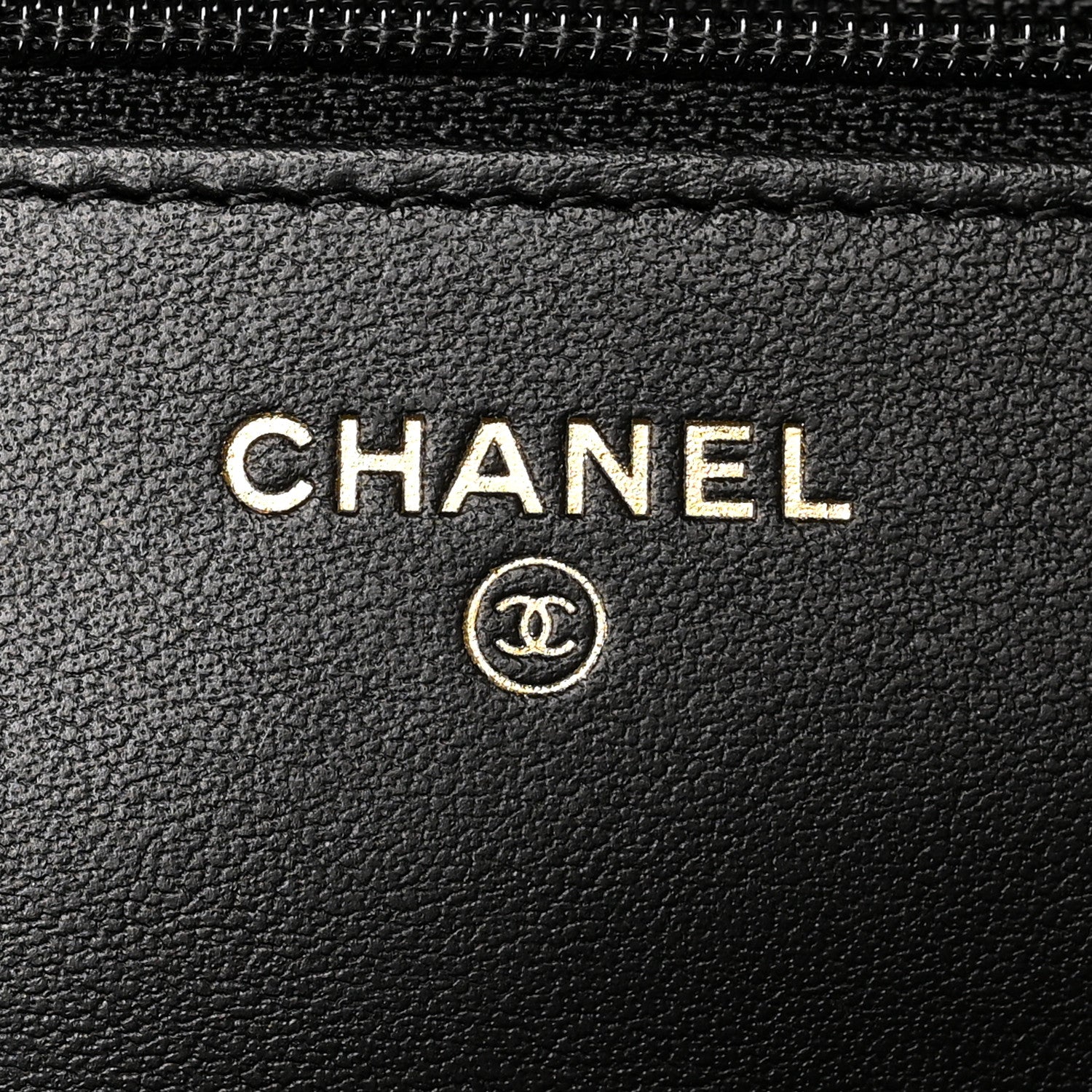 Chanel Calfskin Crocodile Embossed Graffiti 2.55 Cocodile Reissue Wallet On Chain WOC Black Gold 7 of 11