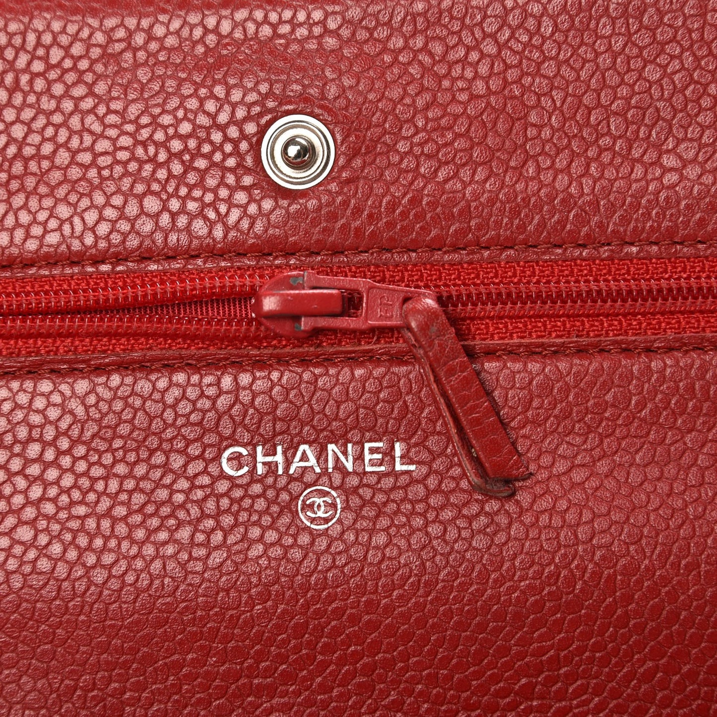Caviar Quilted Wallet On Chain WOC Red