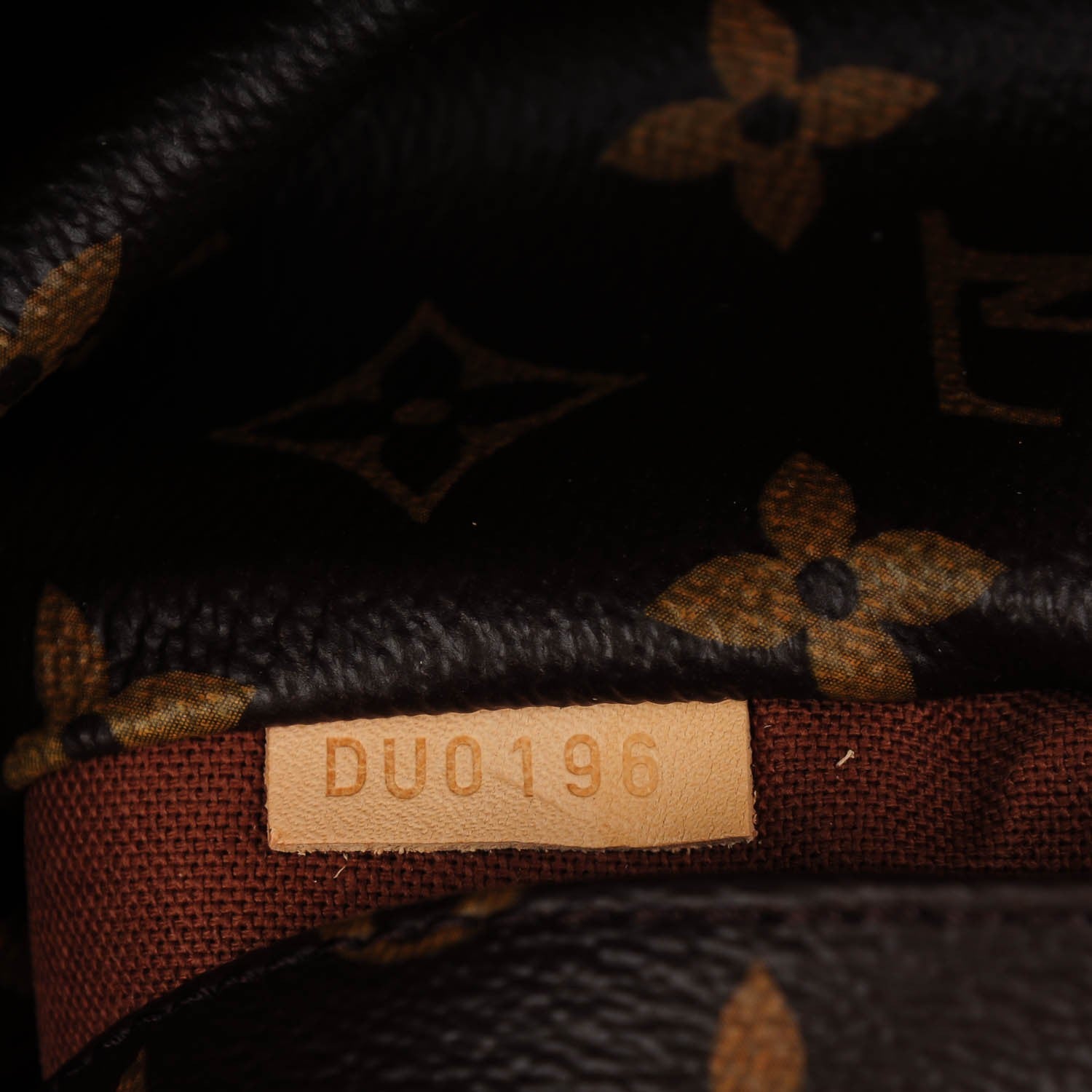 Louis Vuitton Monogram Totally MM 6 of 7
