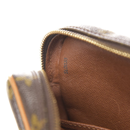 Louis Vuitton Monogram Danube 21 7 of 11