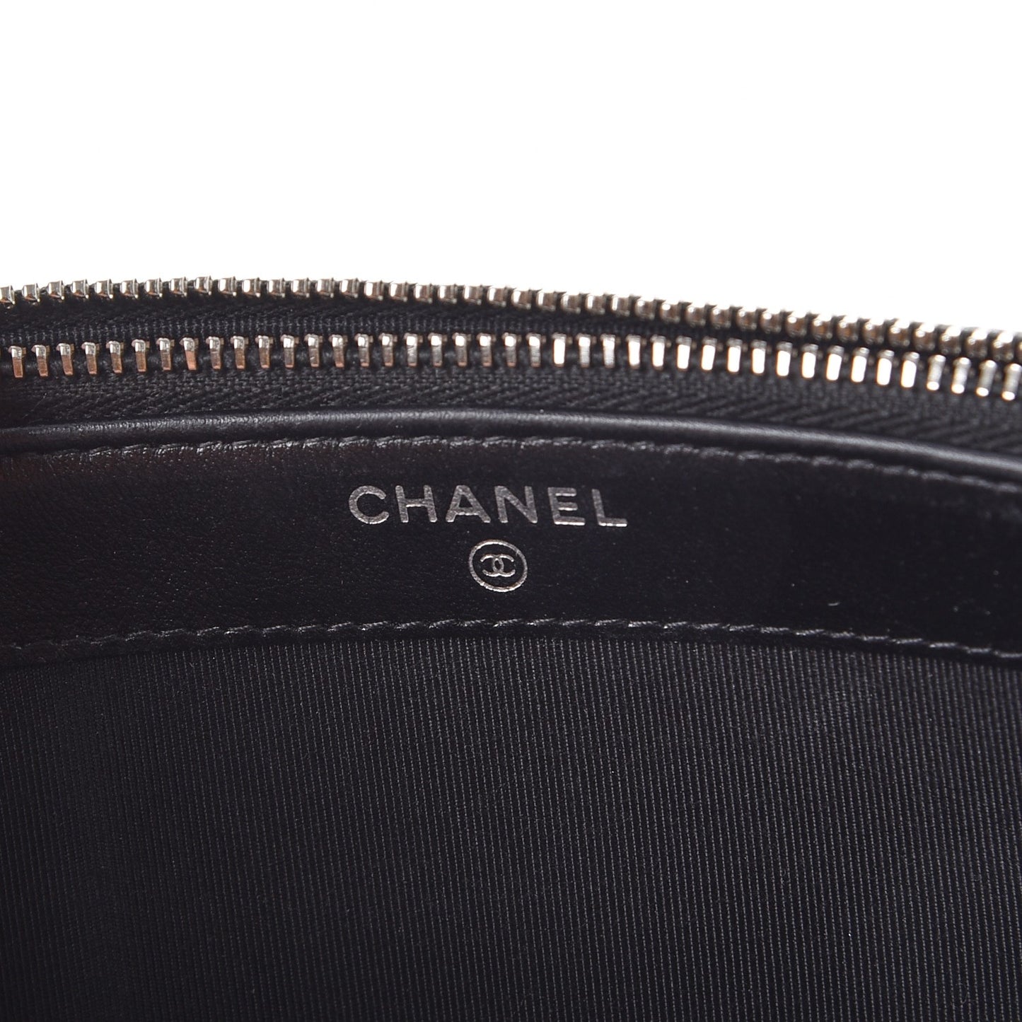 Caviar Quilted Small Clutch With Chain Black