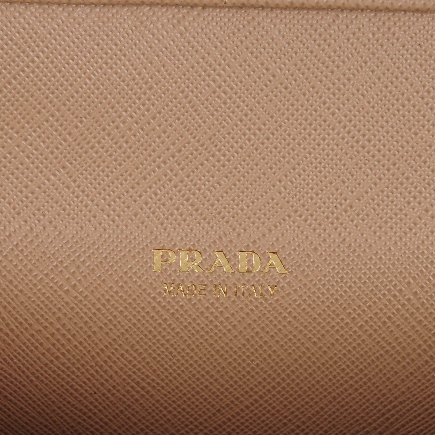 Saffiano Metal Double Snap Travel Wallet Cammeo