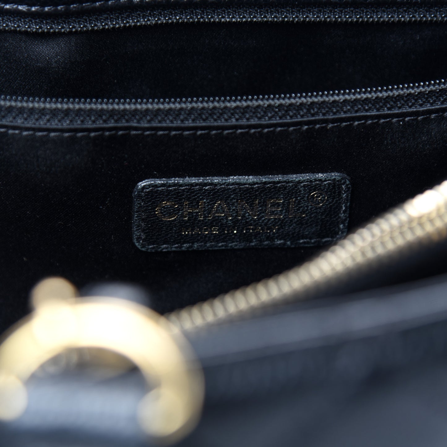 Caviar Quilted Grand Shopping Tote GST Black
