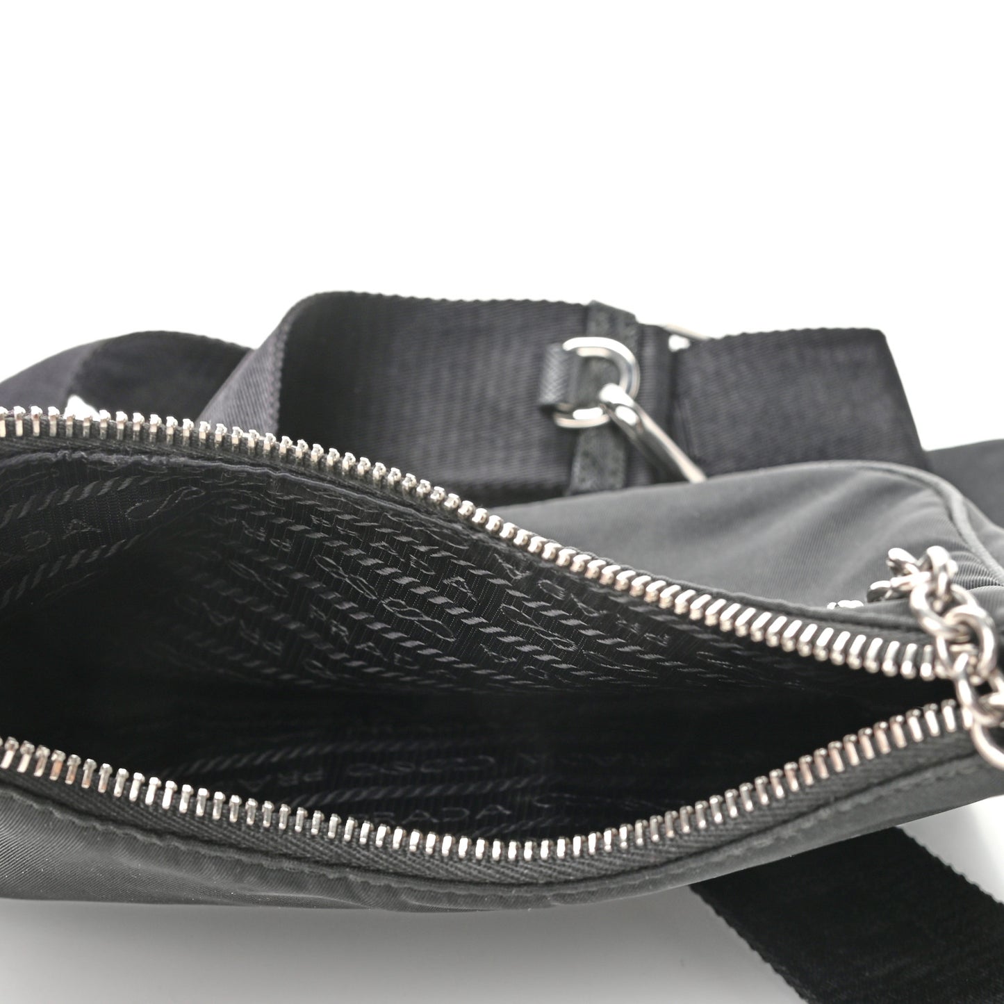 Nylon Re-Edition 2005 Shoulder Bag Black