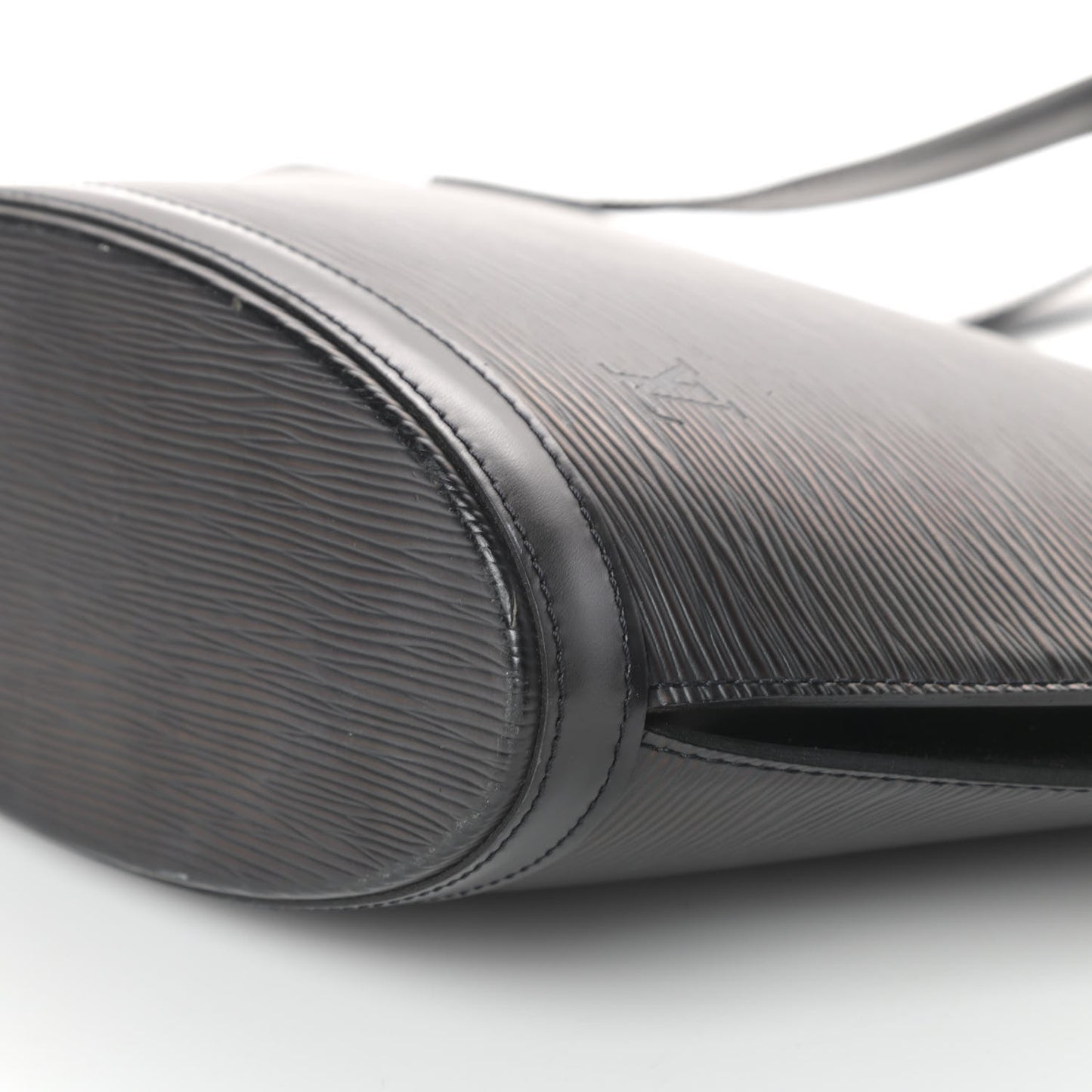 Epi Saint Jacques PM Long Straps Black