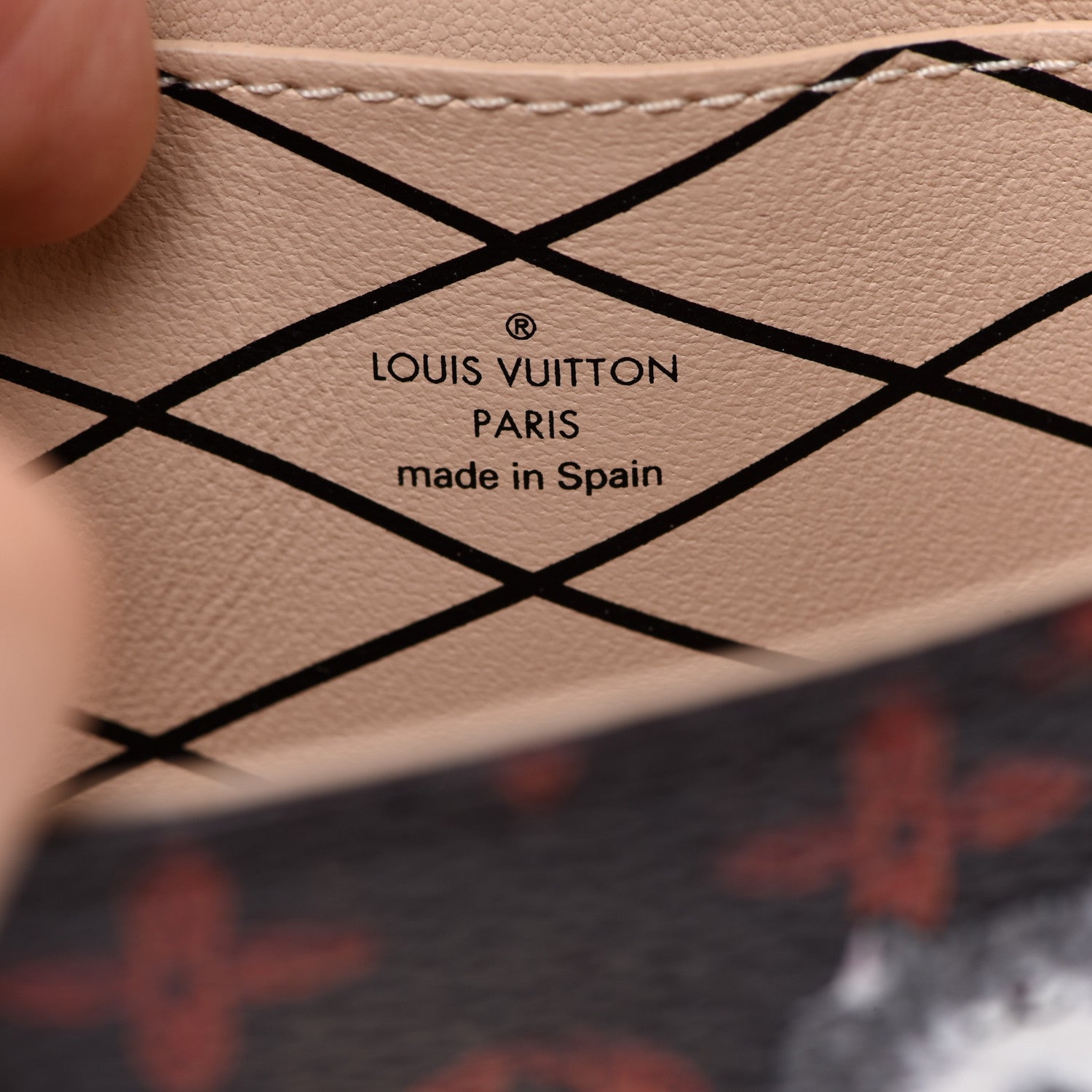 Louis Vuitton Catogram Essential Trunk Orange Marron 5 of 7