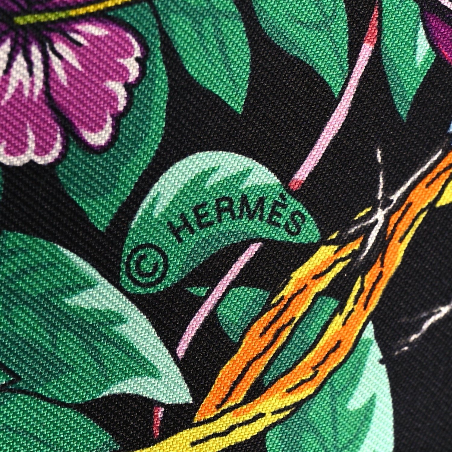 Hermes Silk Jungle Love Love Twilly Black Vert Rose Vif 4 of 4