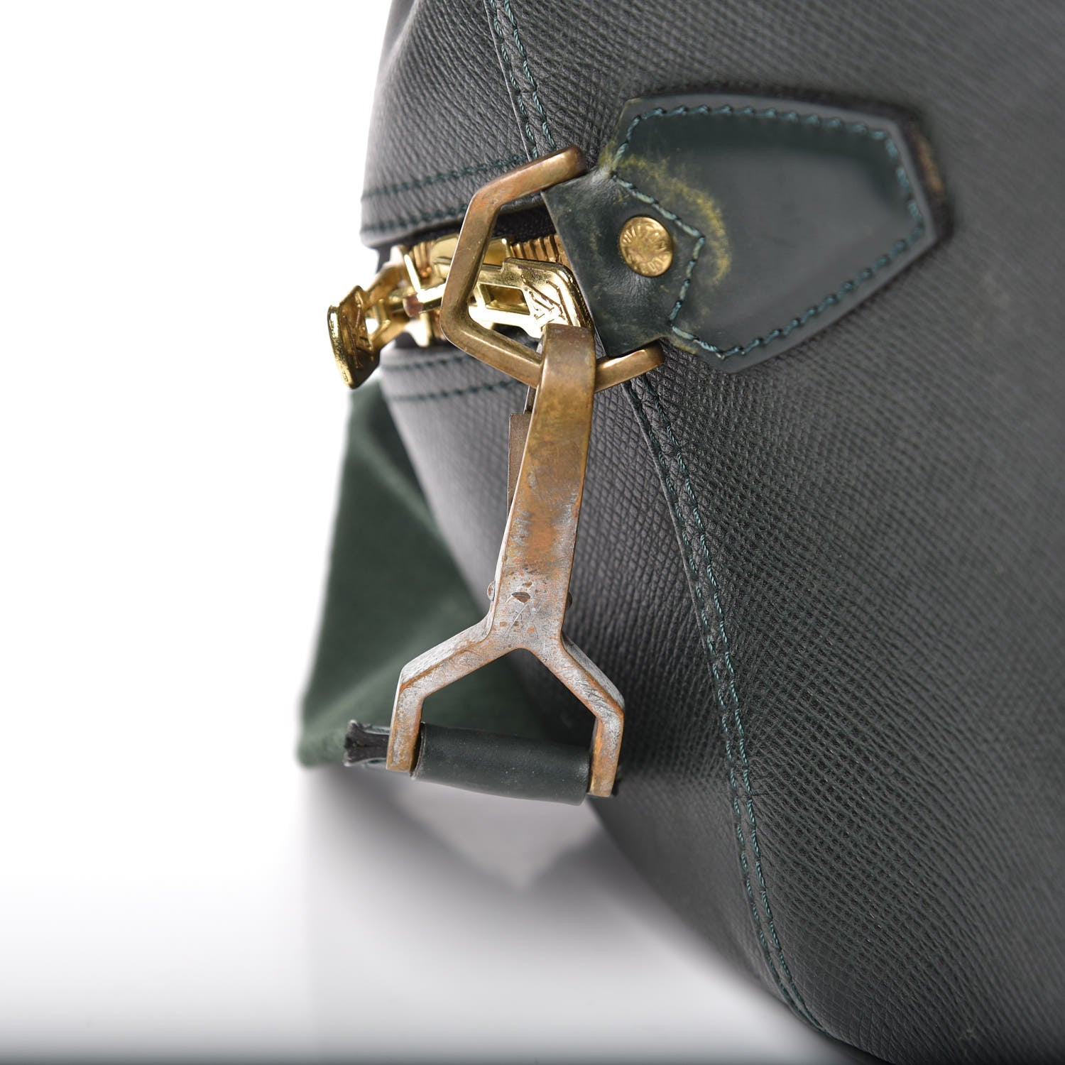 Louis Vuitton Taiga Kendall GM Epicea 8 of 16