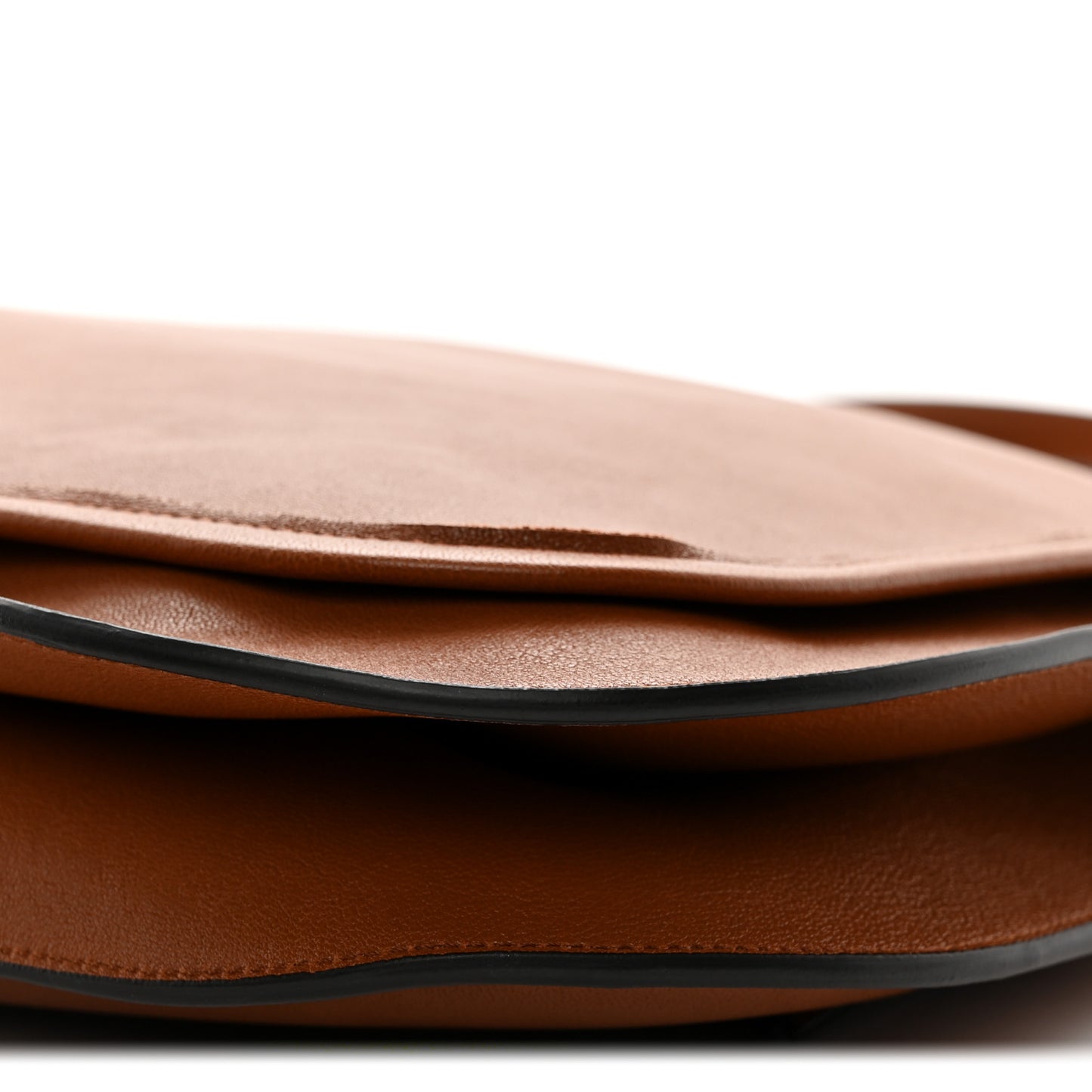 Shiny Lambskin Soft Triomphe Besace Bag Soft Tan