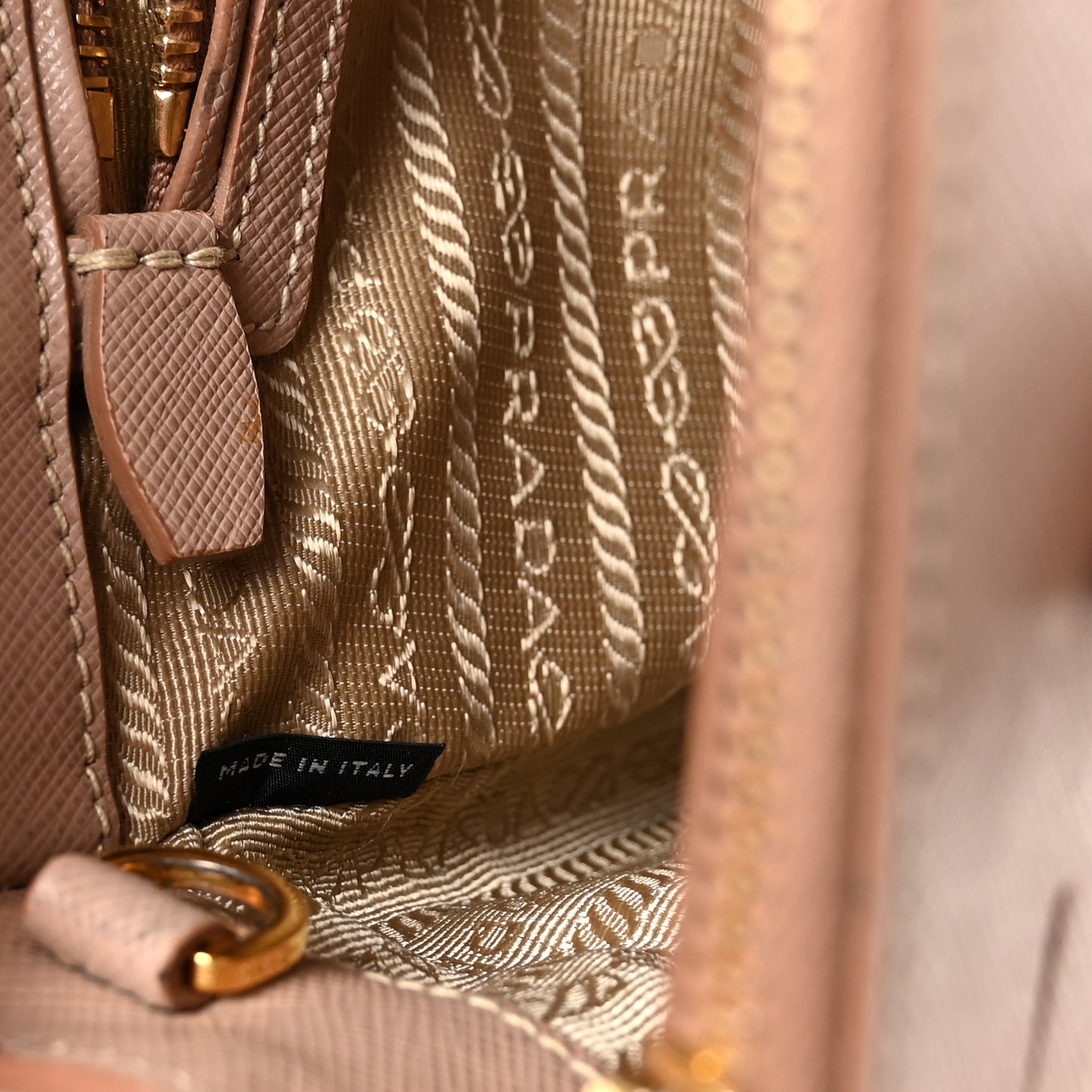 Saffiano Small Galleria Double Zip Tote Cammeo