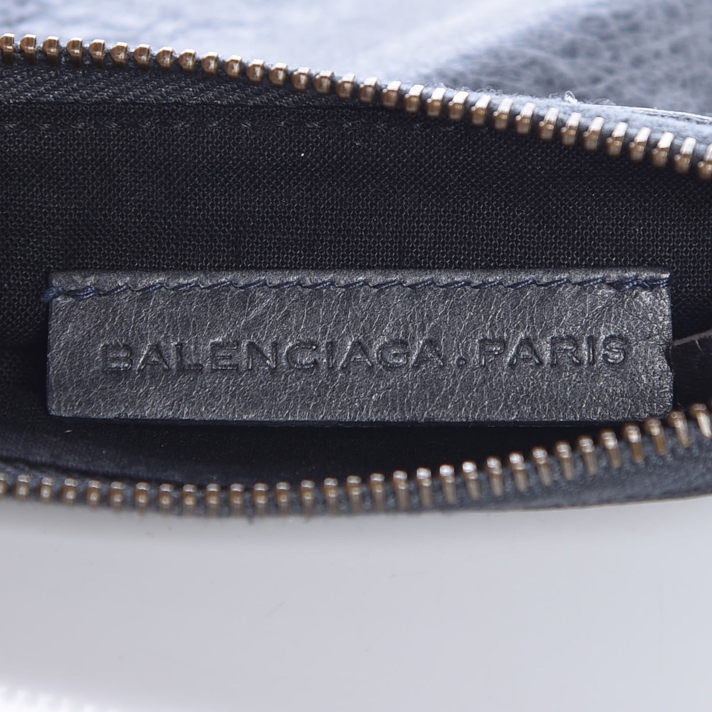 Agneau Rubber Covered Classic Hardware M Porte-Monnaie Coin Purse Grey