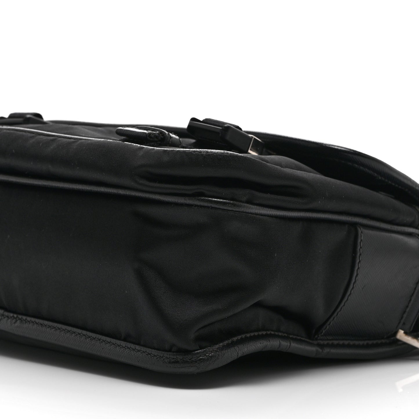 Tessuto Nylon Saffiano Logo Messenger Bag Black