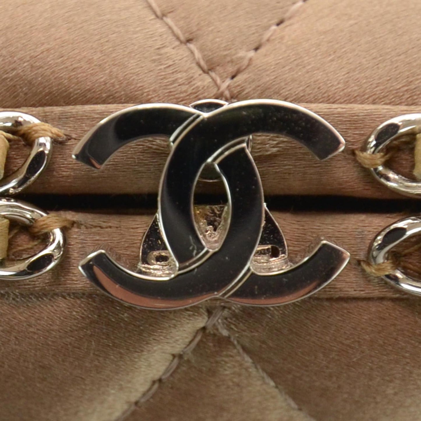 Satin Quilted Chain Around Clutch Beige