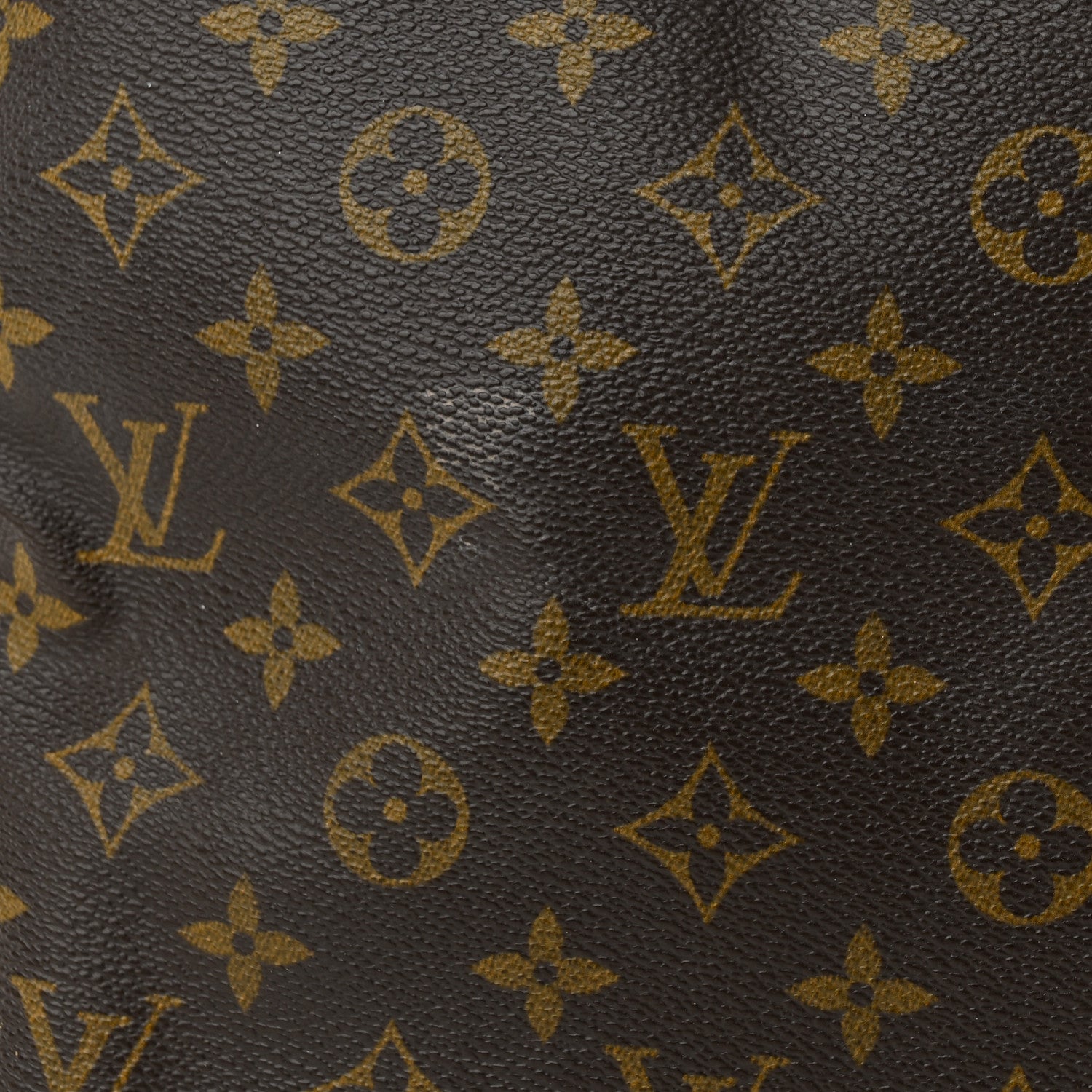 Louis Vuitton Monogram Cabas Mezzo 12 of 13