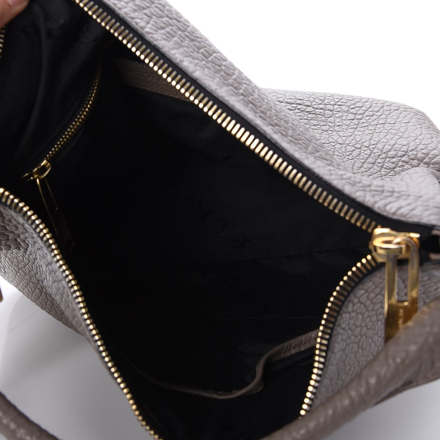 Signature Grain Calfskin Medium Hobo Pale Taupe