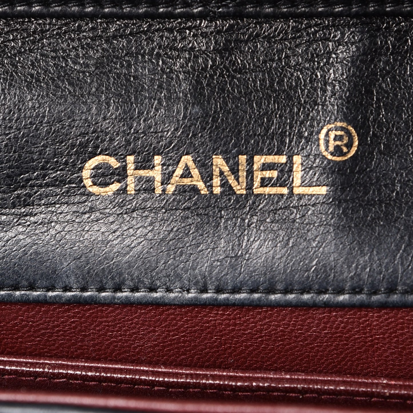 Lambskin Medium Single Flap Black