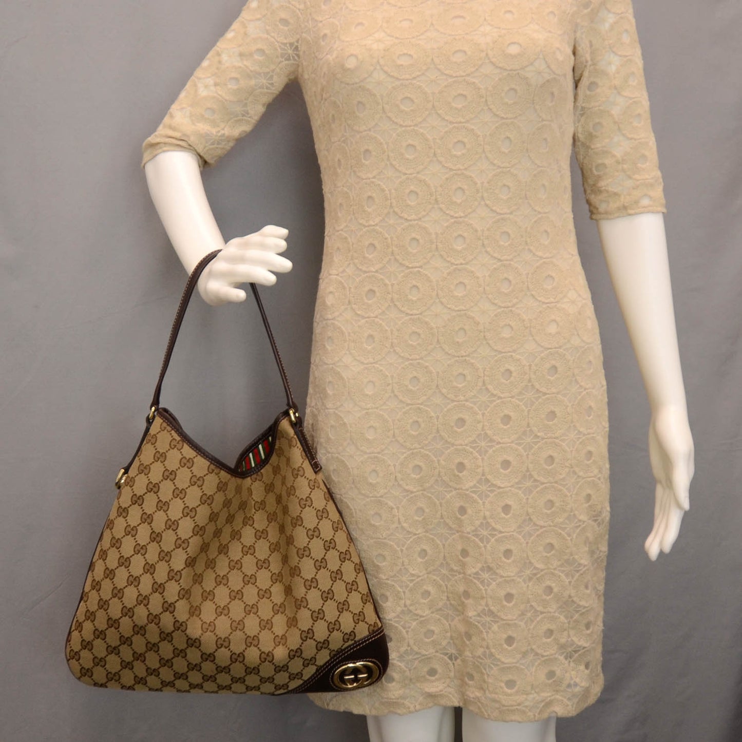 Monogram New Britt Medium Hobo Ebony