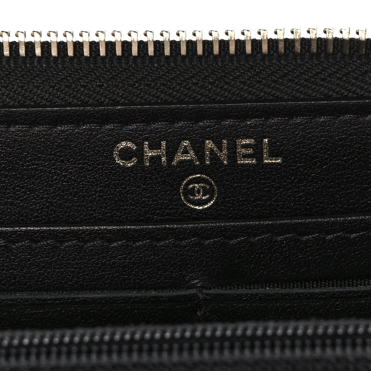 Shiny Lambskin Studded Rock The Diamond CC Zip Around Wallet Black